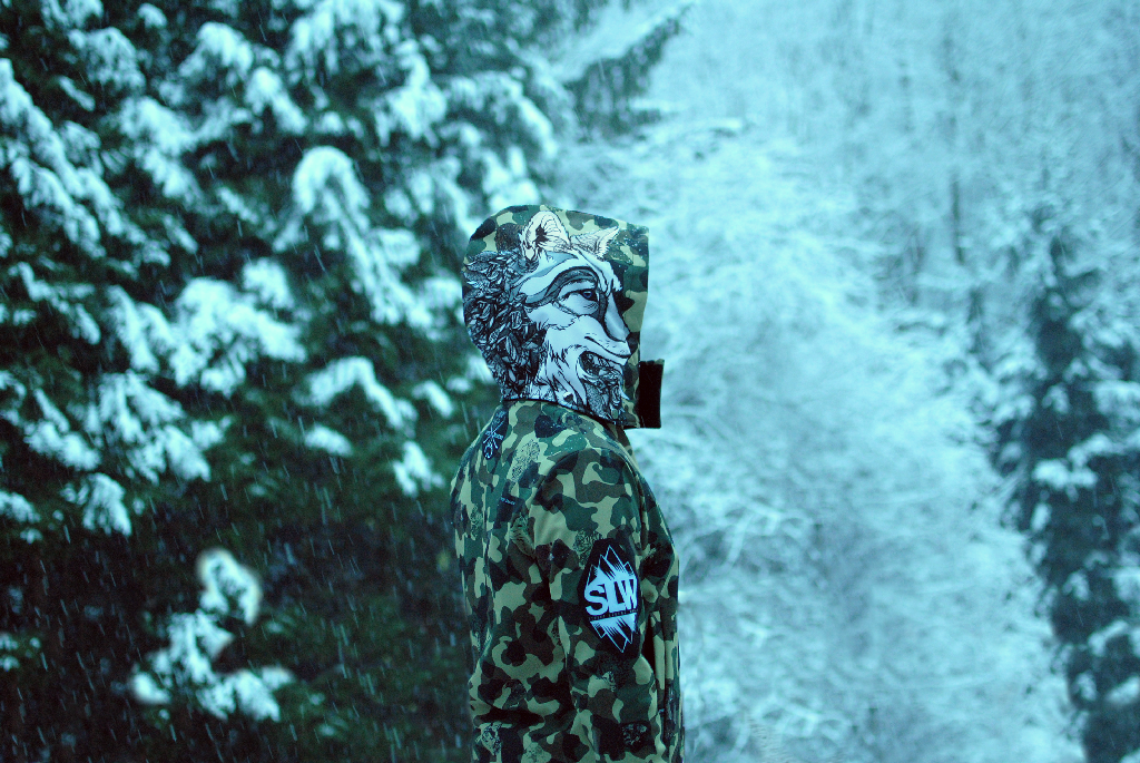Kurtka-Snowboardowa-Camo-Animals-Coyote