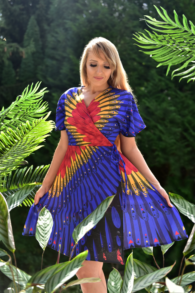 Sukienka- ara- Macaw- mini- Street- Legend