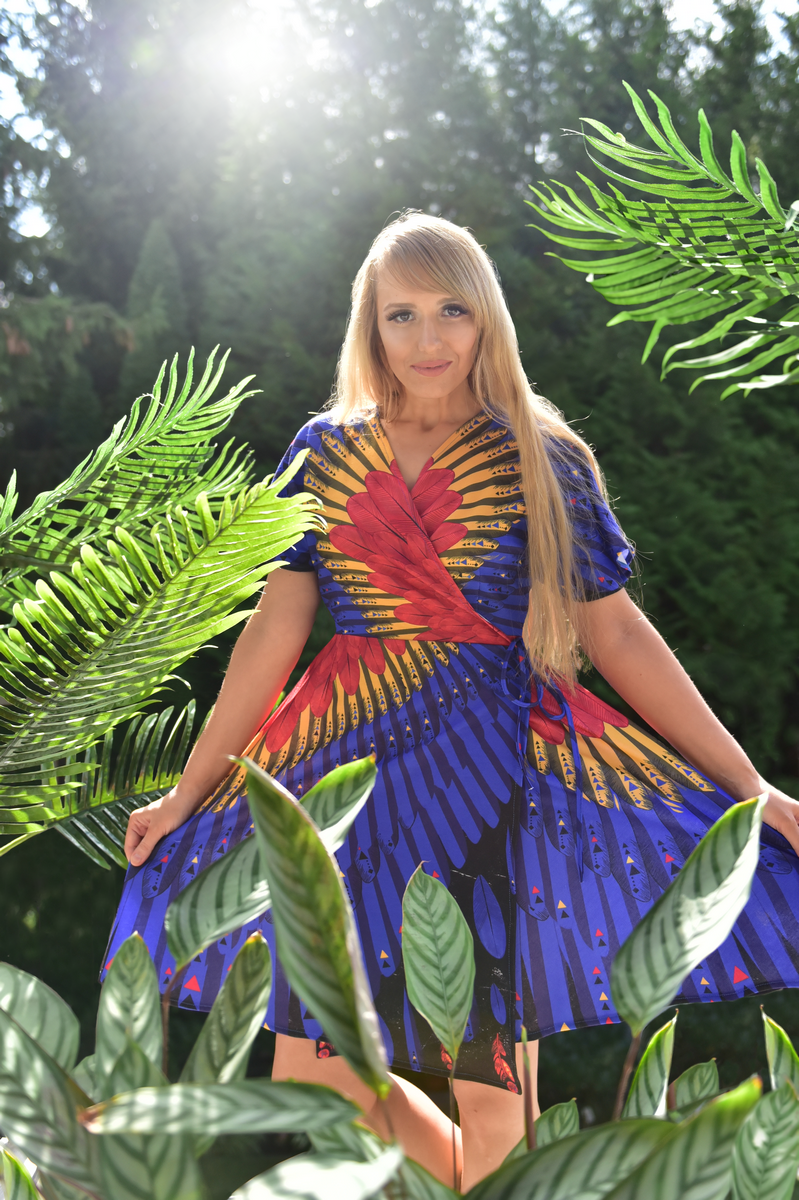 Sukienka- kopertowa- Ara- Macaw- Street- Legend- mini