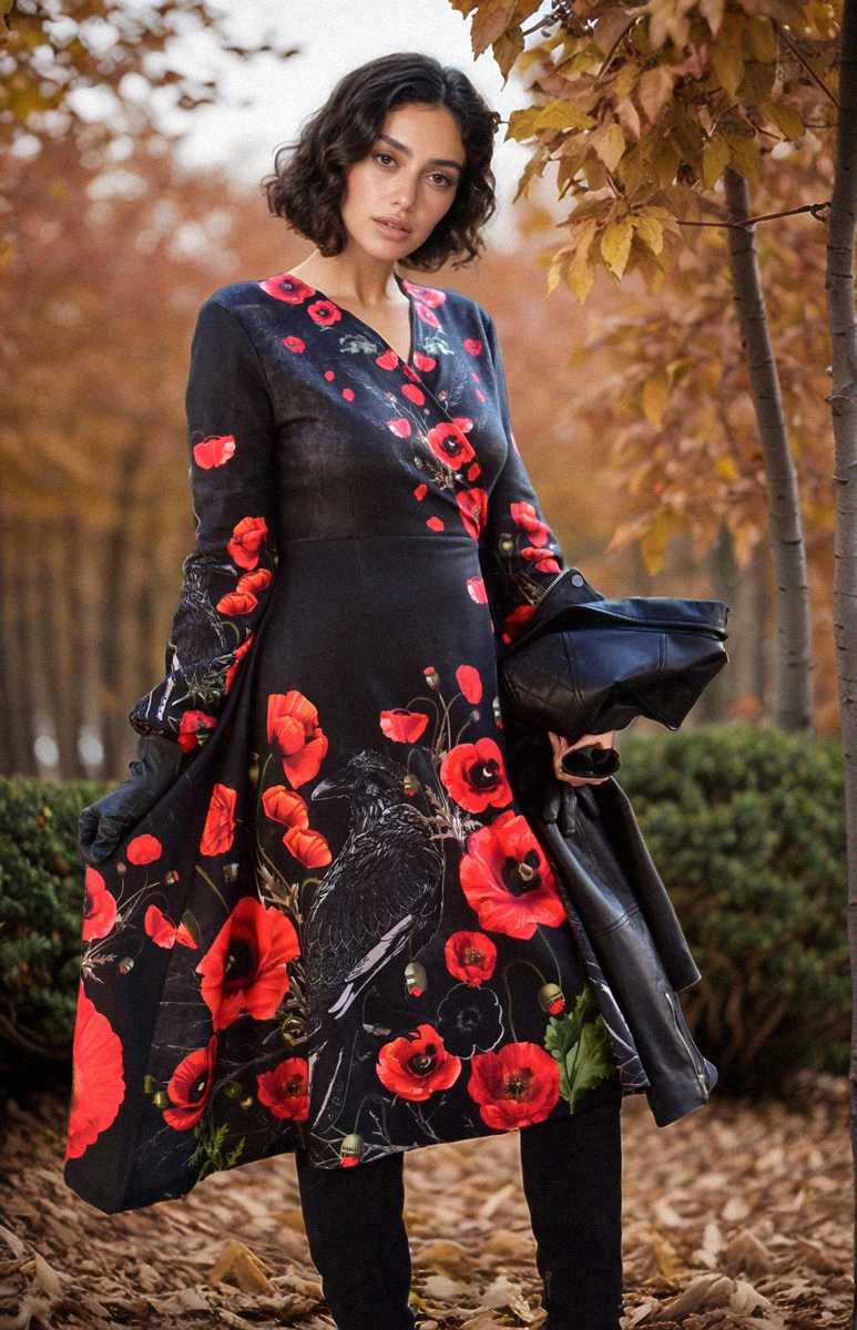 Sukienka- jesienna- kopertowa- z- długim- ekawem- w- maki- z- krukiem- Street- Legend