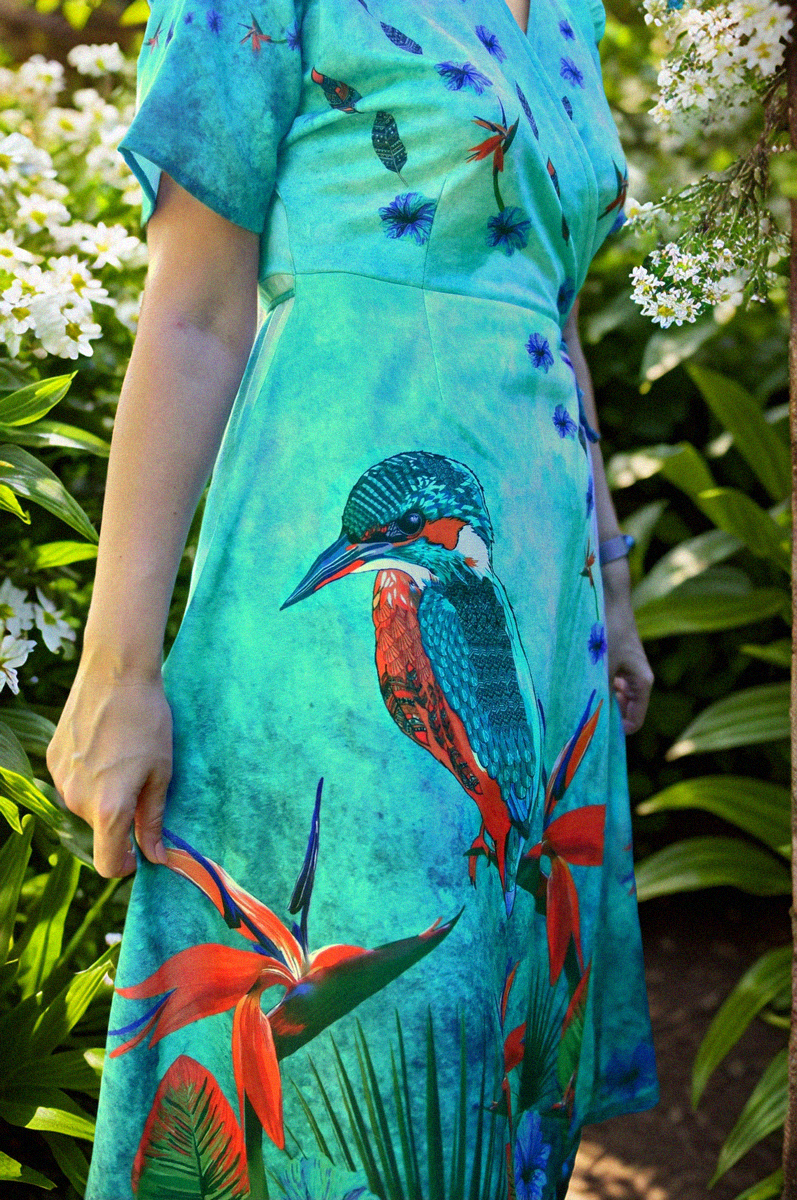 Sukienka- kopertowa- midi- Kingfisher- Street- Legend (13).png