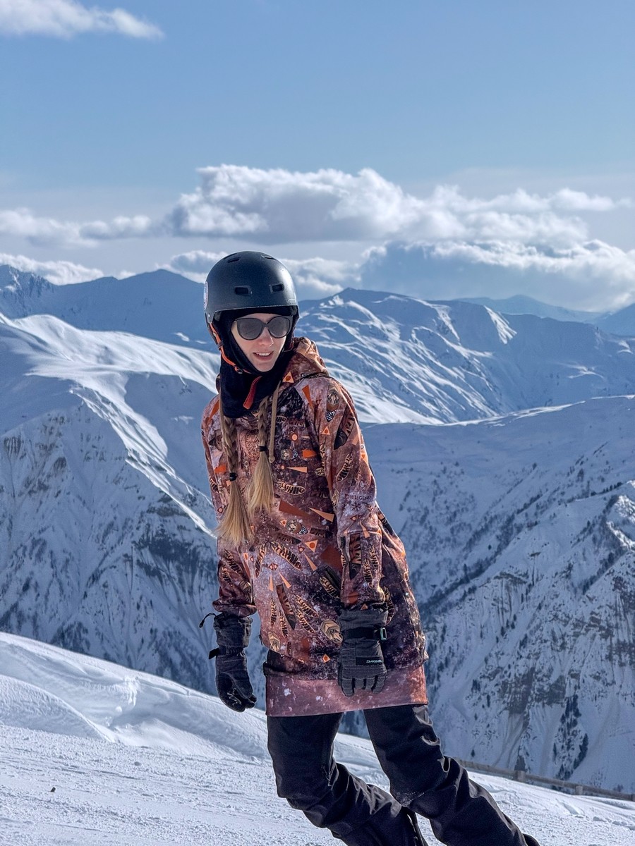 Bluza- snowboardowa- hydrofobowa- wodoodporna- damska- Street- Legend- Snow- Legend (10).jpg